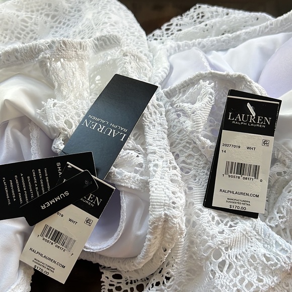 LAUREN RALPH LAUREN Off-The-Shoulder Tummy-Control Crocheted Swimsuit. - Picture 11 of 11